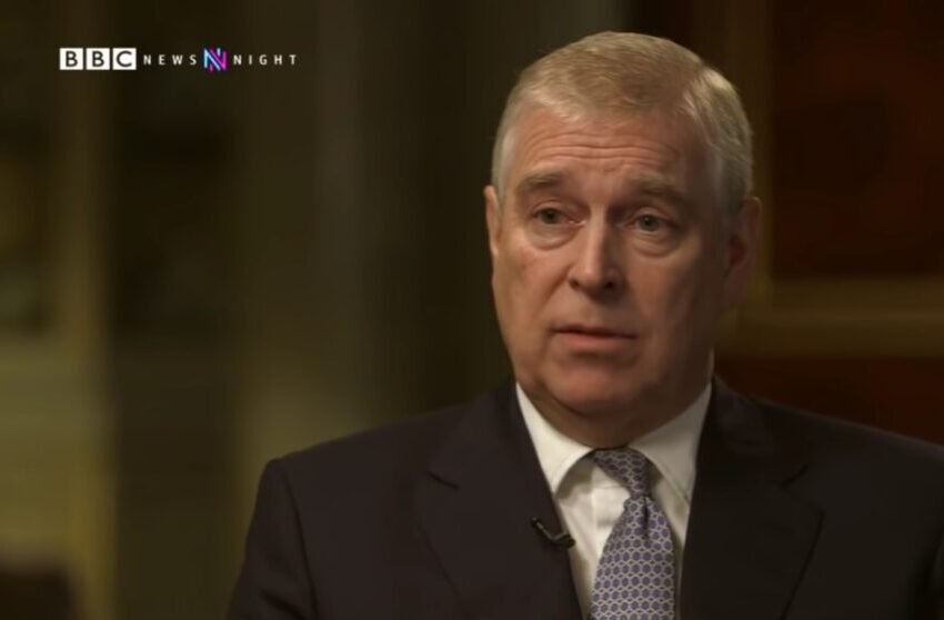  Се претресуваат вилите на поранешниот принц, се испитуваат камерите на аеродромите