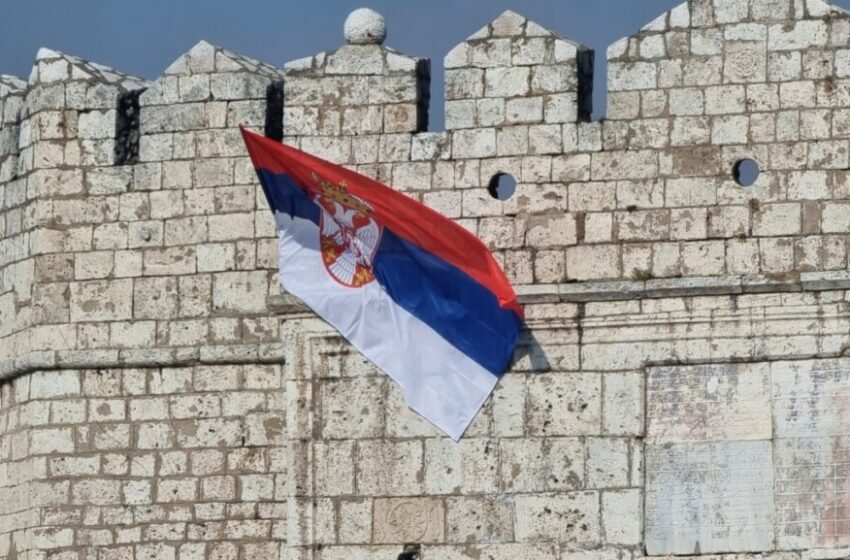  Србија ги евакуира своите граѓани од Израел