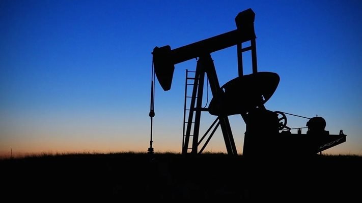  Цените на нафтата повторно растат поради страв од нова ескалација на Блискиот Исток